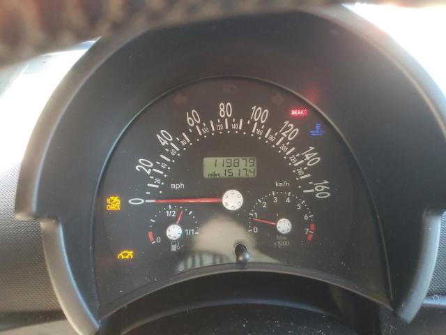 3VWDD21C61M457627 - 2001 VOLKSWAGEN NEW BEETLE GLX 银色 照片 9