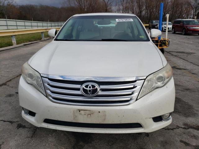 4T1BK3DB8BU406454 - 2011 TOYOTA AVALON BASE 白色 照片 5
