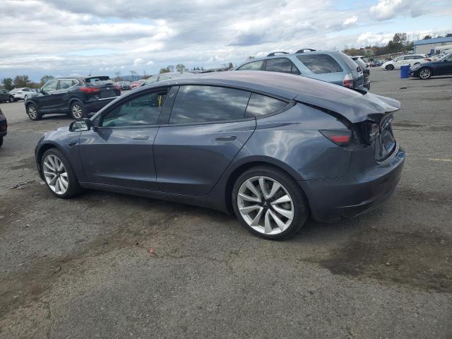 5YJ3E1EA1JF024056 - 2018 TESLA MODEL 3 გრაფიტი ფოტო 2