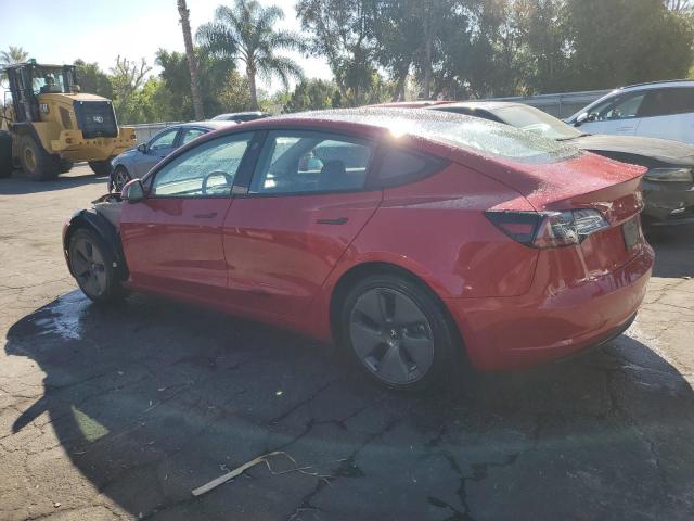 5YJ3E1EA0NF288536 - 2022 TESLA MODEL 3 RED photo 2
