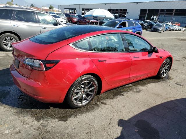 5YJ3E1EA0NF288536 - 2022 TESLA MODEL 3 RED photo 3