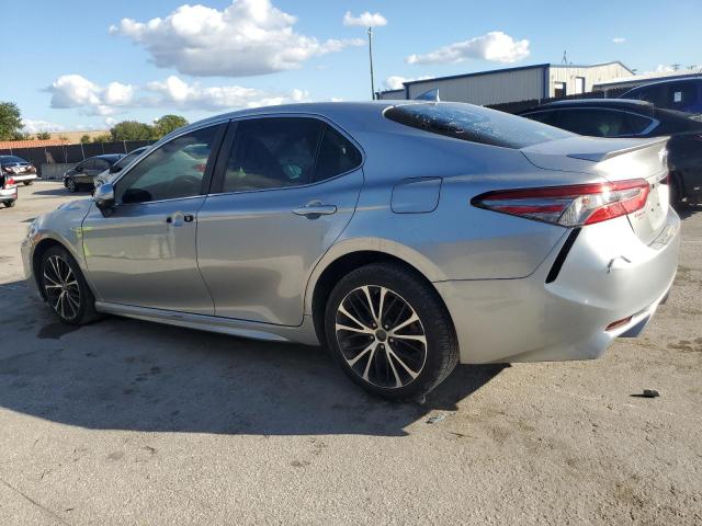 4T1B11HK4KU750252 - 2019 TOYOTA CAMRY L SILVER photo 2