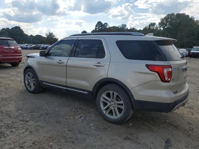 1FM5K7D82HGD19777 - 2017 FORD EXPLORER XLT Gold Foto 2