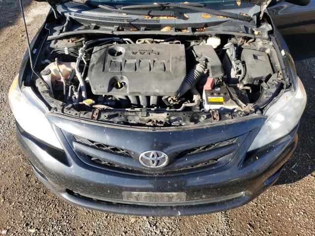 2T1BU4EE5DC985089 - 2013 TOYOTA COROLLA BASE Negro foto 11