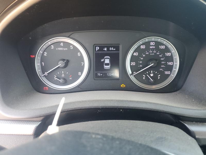 5NPE24AF5JH653759 - 2018 HYUNDAI SONATA SE Boz foto 9