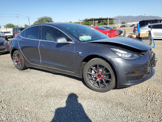 5YJ3E1EA7JF167450 - 2018 TESLA MODEL 3 灰色 照片 4