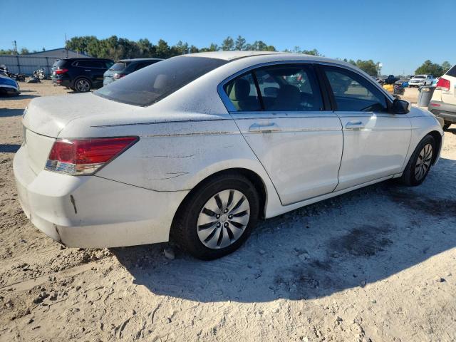 1HGCP26388A080192 - 2008 HONDA ACCORD LX WHITE photo 3