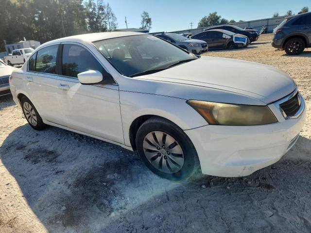 1HGCP26388A080192 - 2008 HONDA ACCORD LX WHITE photo 4