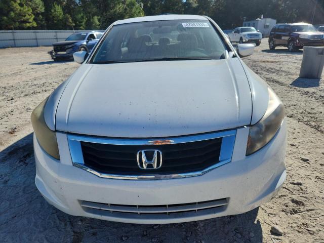 1HGCP26388A080192 - 2008 HONDA ACCORD LX WHITE photo 5