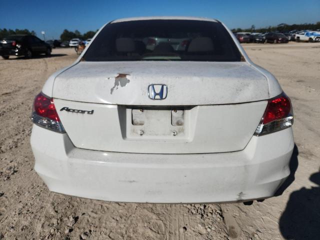 1HGCP26388A080192 - 2008 HONDA ACCORD LX WHITE photo 6
