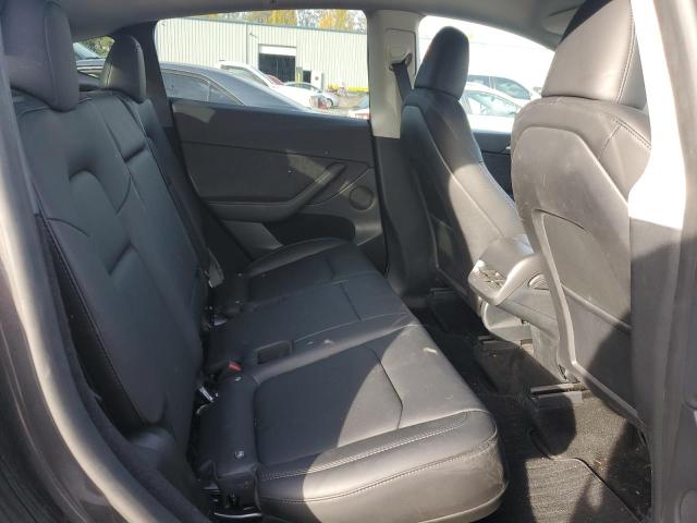 7SAYGDEEXRF004231 - 2024 TESLA MODEL Y Մոխրագույն լուսանկար 10