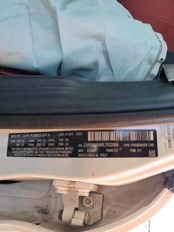 ZARFAMAN0L7632099 - 2020 ALFA ROMEO GIULIA WHITE photo 12