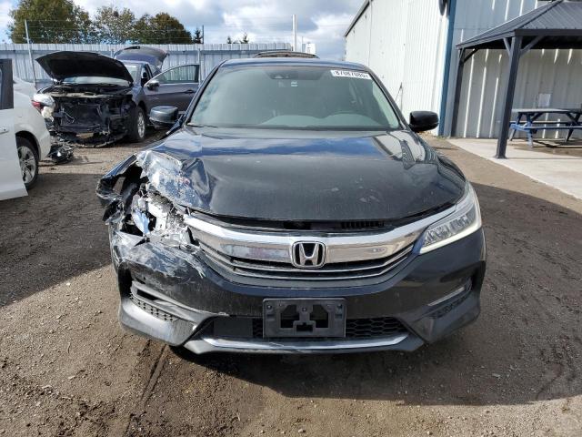 1HGCR3F97HA800179 - 2017 HONDA ACCORD TOURING 黑色 照片 5