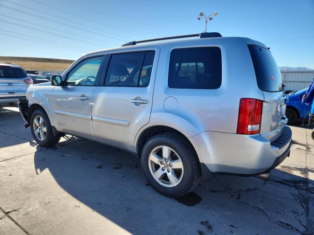 5FNYF4H56BB017897 - 2011 HONDA PILOT EXL Gümüş foto 2