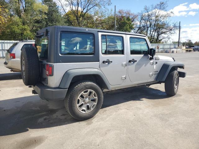 1C4BJWDG2DL588598 - 2013 JEEP WRANGLER U SPORT Argent photo 3