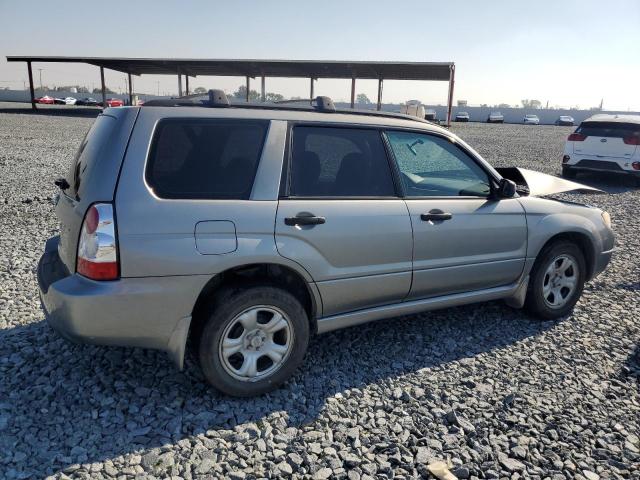 JF1SG63667H734344 - 2007 SUBARU FORESTER 2.5X Srebrny zdjęcie 3