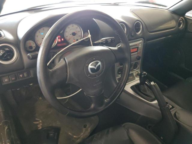 JM1NB353040403485 - 2004 MAZDA MX-5 MIATA BASE RED photo 8