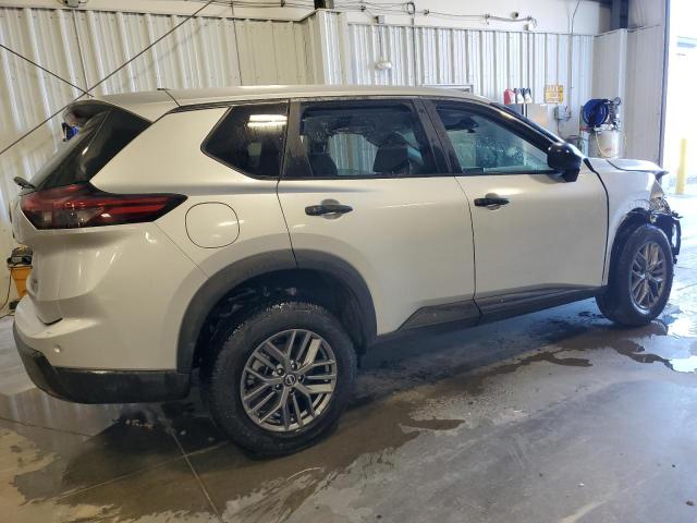 5N1BT3AB1RC722635 - 2024 NISSAN ROGUE S SILVER photo 3