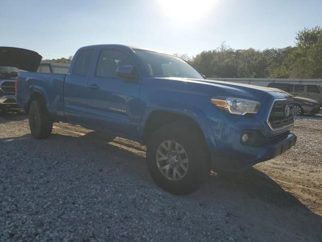 5TFSZ5AN1HX051094 - 2017 TOYOTA TACOMA ACCESS CAB 蓝色 照片 4