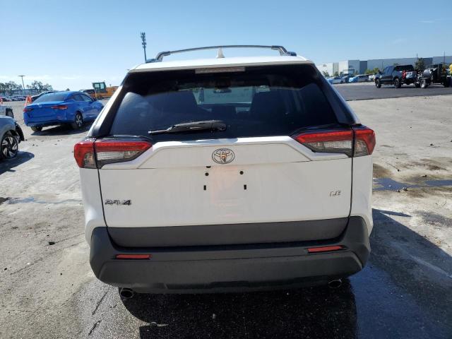 2T3K1RFV6LC063781 - 2020 TOYOTA RAV4 LE თეთრი ფოტო 6
