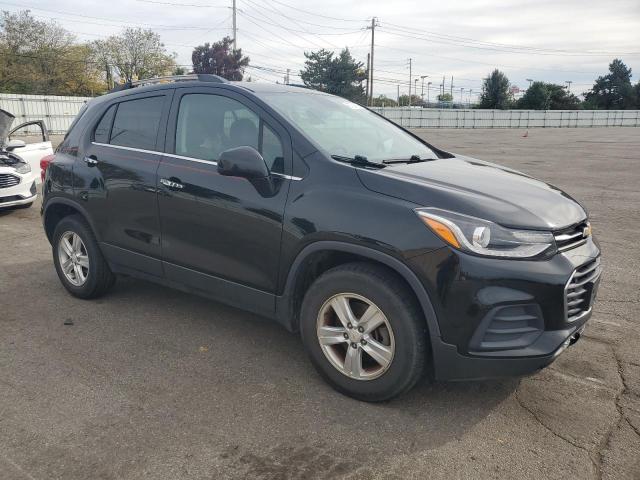 KL7CJPSB1KB899506 - 2019 CHEVROLET TRAX 1LT BLACK photo 4