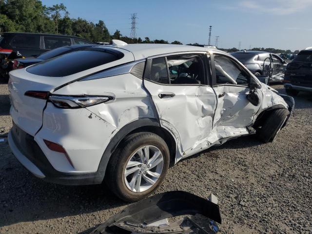 KL47LAE25RB015255 - 2024 BUICK ENVISTA PREFERRED WHITE photo 3