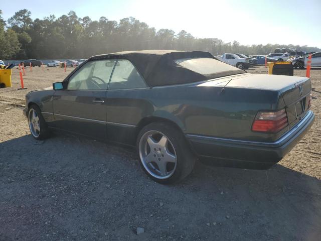 WDBEA66E9RC033761 - 1994 MERCEDES-BENZ E 320 绿色 照片 2