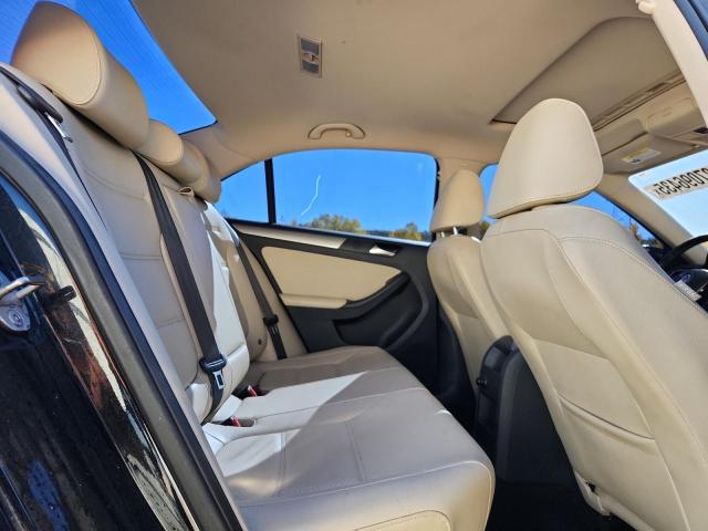 3VWDB7AJ3HM270650 - 2017 VOLKSWAGEN JETTA SE 黑色 照片 10