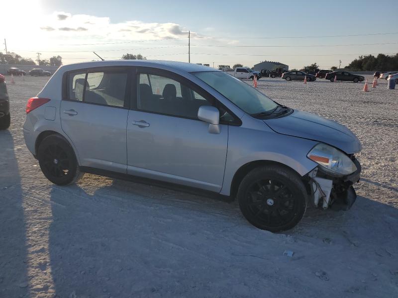 3N1BC1CP8CK812533 - 2012 NISSAN VERSA S 银色 照片 4