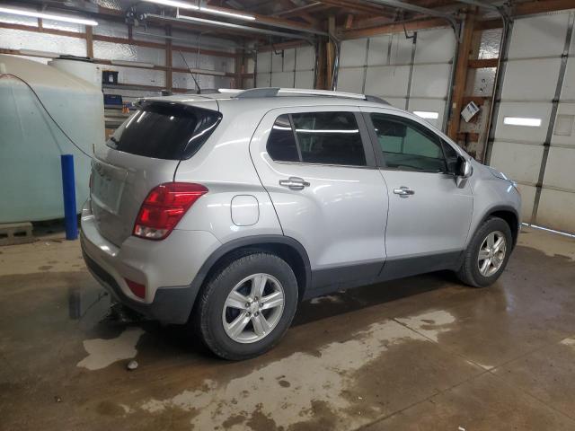 3GNCJLSB8JL406923 - 2018 CHEVROLET TRAX 1LT Srebrny zdjęcie 3