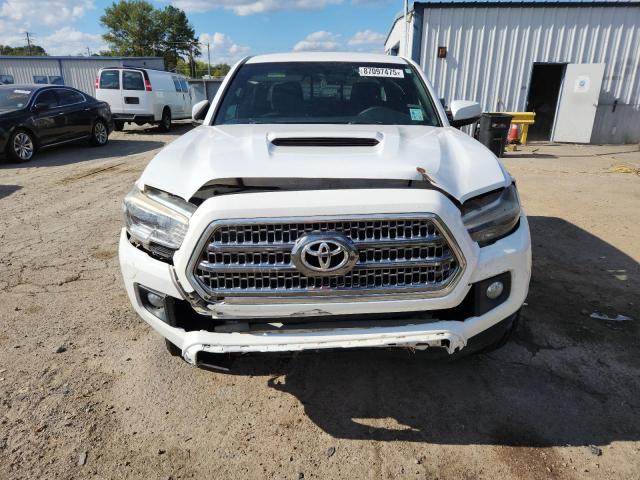 5TFAZ5CN8GX002613 - 2016 TOYOTA TACOMA DOUBLE CAB თეთრი ფოტო 5