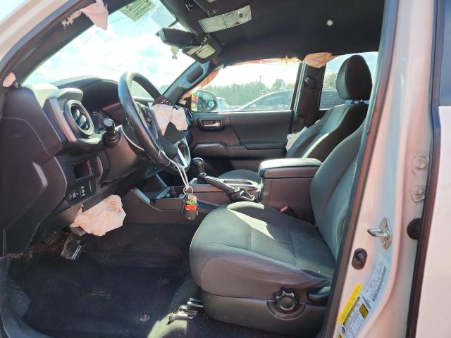 5TFAZ5CN8GX002613 - 2016 TOYOTA TACOMA DOUBLE CAB თეთრი ფოტო 7