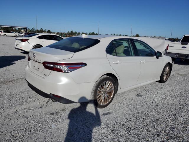 4T1B11HKXKU732886 - 2019 TOYOTA CAMRY L 白色 照片 3