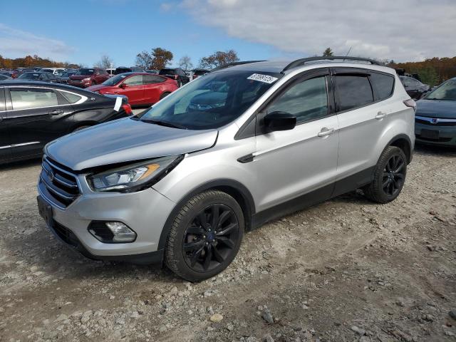 2017 FORD ESCAPE SE, 