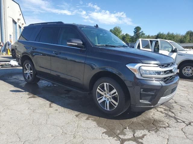 1FMJU1H83REA93018 - 2024 FORD EXPEDITION XLT BLACK photo 4