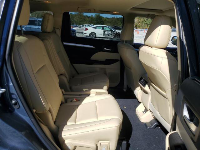 5TDKZRFHXKS333628 - 2019 TOYOTA HIGHLANDER SE BLUE photo 11