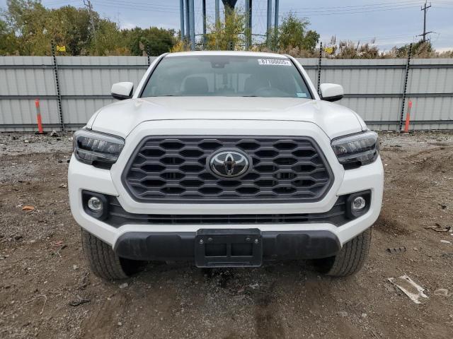 3TMCZ5AN7NM467334 - 2022 TOYOTA TACOMA DOUBLE CAB WHITE photo 5