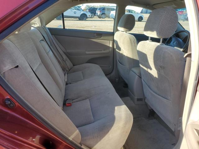 JTDBE32K220128205 - 2002 TOYOTA CAMRY LE RED photo 10
