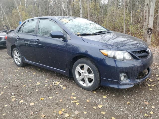 2T1BU4EE8DC097209 - 2013 TOYOTA COROLLA BASE BLUE photo 4