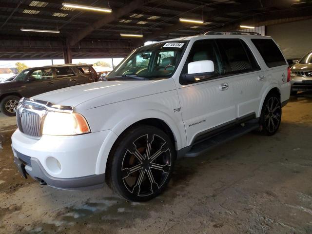 5LMFU28R74LJ12806 - 2004 LINCOLN NAVIGATOR 白色 照片 1