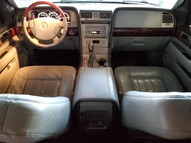5LMFU28R74LJ12806 - 2004 LINCOLN NAVIGATOR 白色 照片 8