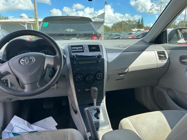 2T1BU4EE4AC280909 - 2010 TOYOTA COROLLA BASE WHITE photo 9