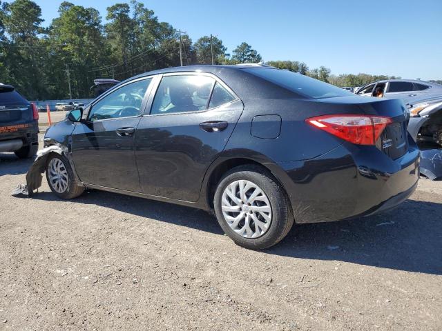 5YFBURHE2JP784917 - 2018 TOYOTA COROLLA L BLACK photo 2