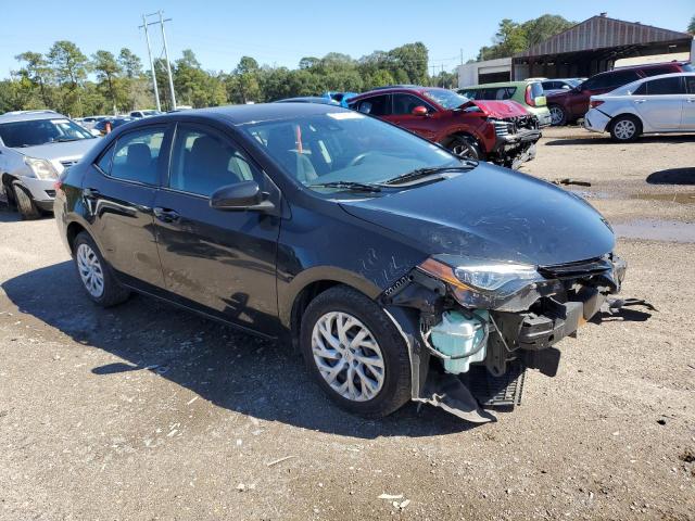 5YFBURHE2JP784917 - 2018 TOYOTA COROLLA L BLACK photo 4