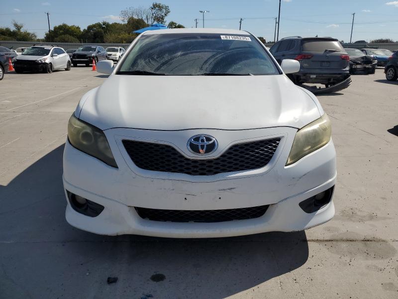 4T1BF3EK5AU556068 - 2010 TOYOTA CAMRY BASE WHITE photo 5
