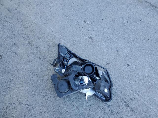 1GCGTCEN6K1107689 - 2019 CHEVROLET COLORADO LT WHITE photo 12