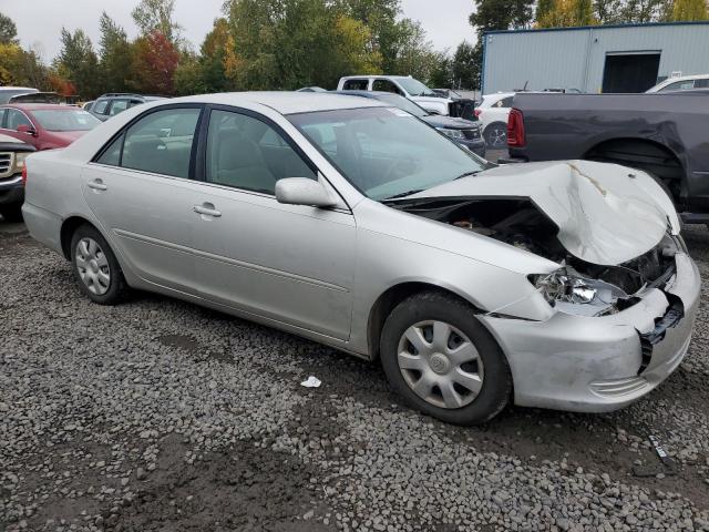 4T1BE32K83U772569 - 2003 TOYOTA CAMRY LE SILVER photo 4