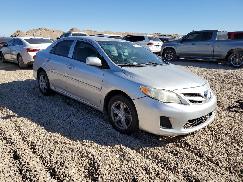 5YFBU4EE0CP053588 - 2012 TOYOTA COROLLA BASE 银色 照片 4