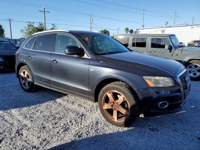 WA1DKAFP6CA032840 - 2012 AUDI Q5 PREMIUM PLUS BLUE photo 4