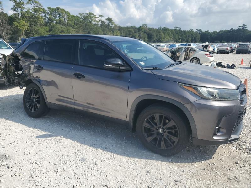 5TDKZRFH6KS322433 - 2019 TOYOTA HIGHLANDER SE GRAY photo 4